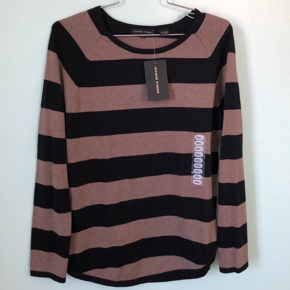 JEANNE PIERRE Sweater